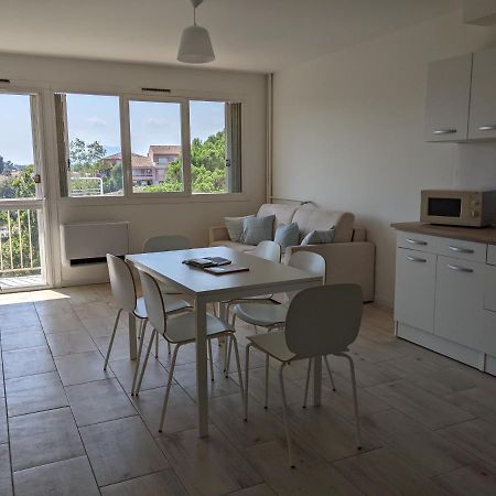 Superbe T2 Proche Des Plages Et Des Commerces Hyeres Bagian luar foto